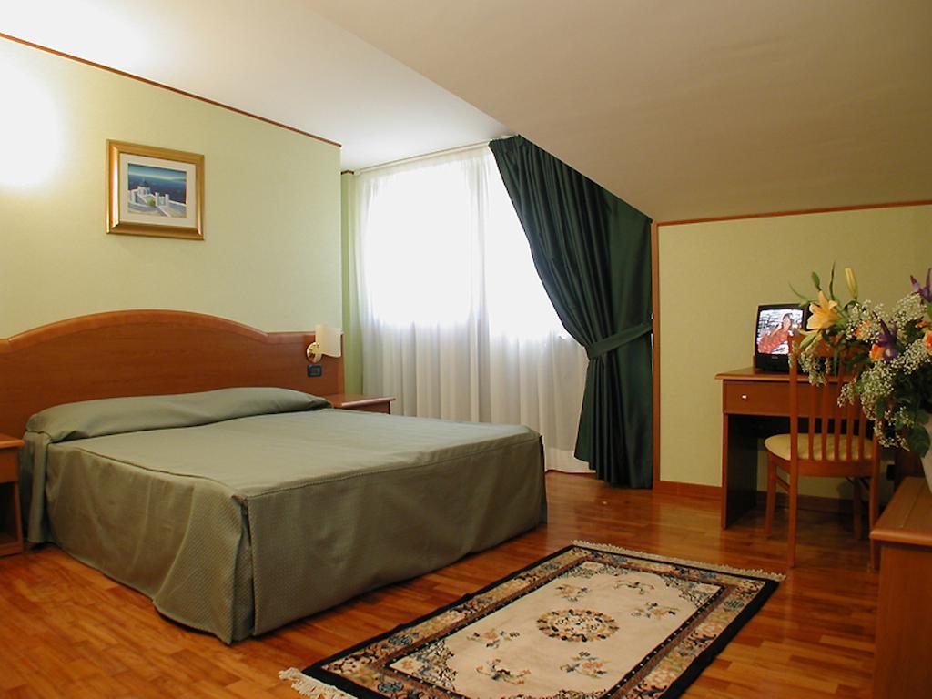 Hotel Dimora Adriana Tivoli Chambre photo